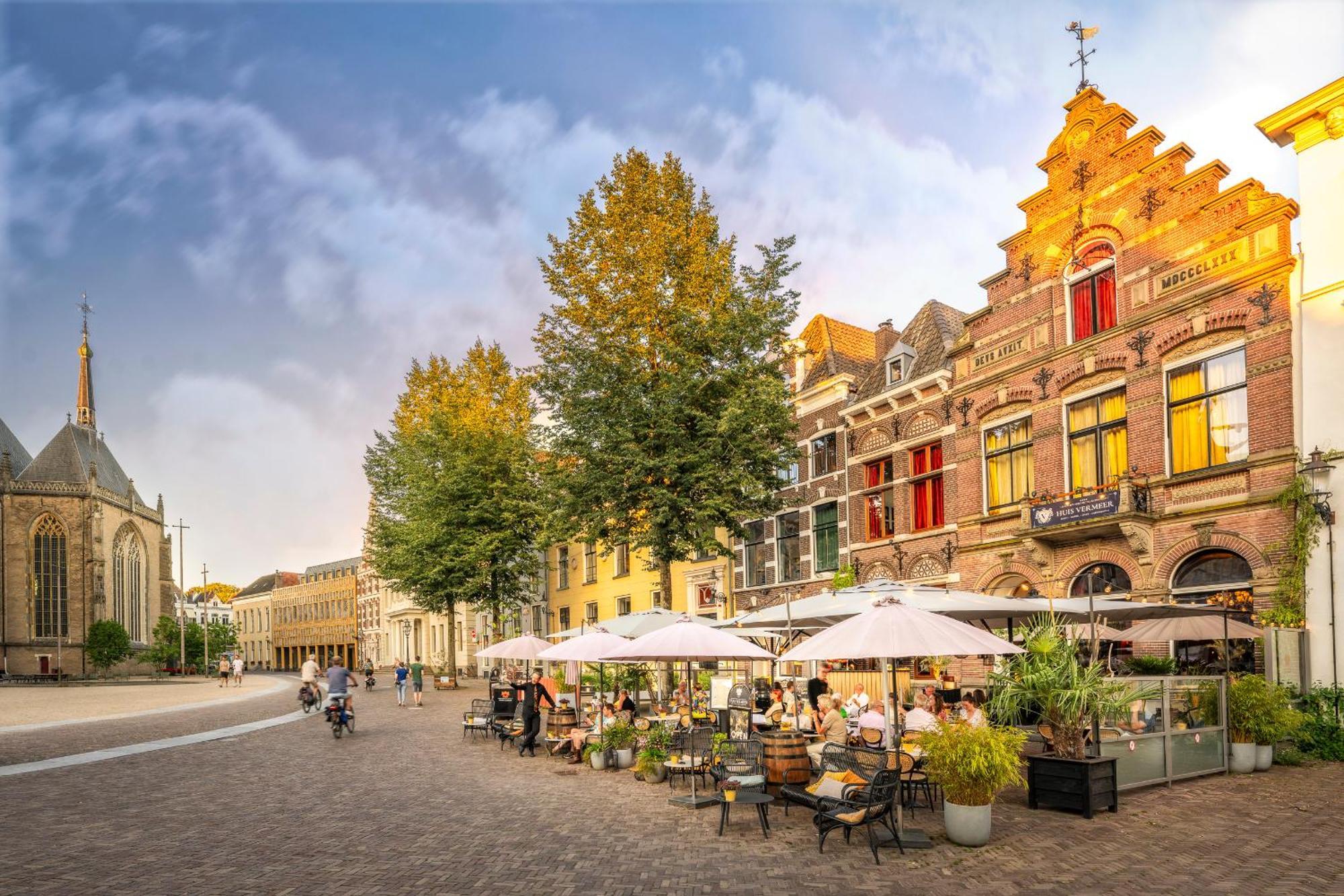 Grand Boutique Hotel-Restaurant Huis Vermeer Deventer Zewnętrze zdjęcie